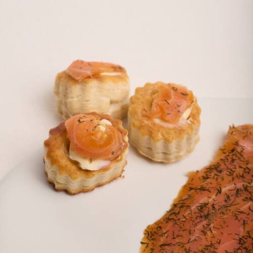 Salmón marinado gravlax